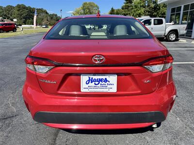 2021 Toyota Corolla LE - Photo 4 - Hayes, VA 23072