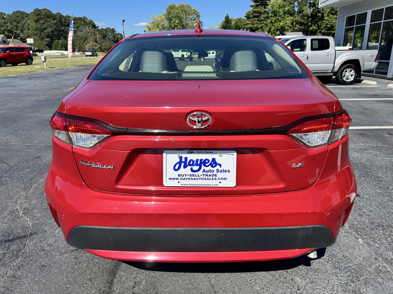 2021 Toyota Corolla LE - Photo 4 - Hayes, VA 23072