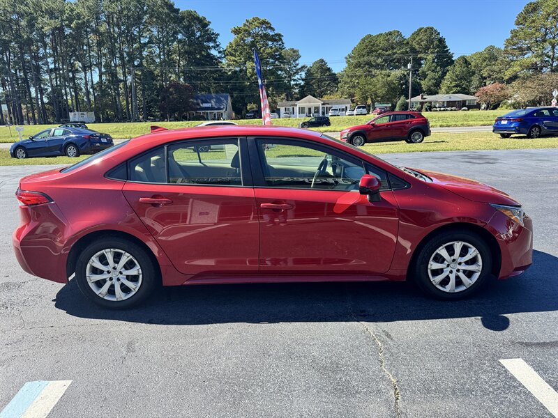 2021 Toyota Corolla LE - Photo 6 - Hayes, VA 23072