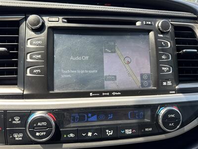2019 Toyota Highlander XLE - Photo 30 - Hayes, VA 23072