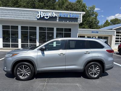 2019 Toyota Highlander XLE - Photo 2 - Hayes, VA 23072