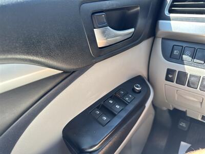 2019 Toyota Highlander XLE - Photo 25 - Hayes, VA 23072