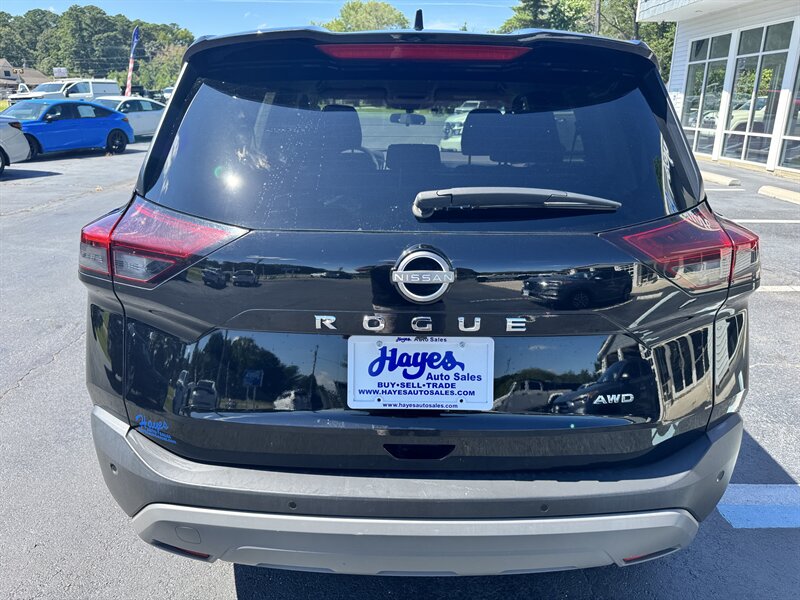 2023 Nissan Rogue S - Photo 4 - Hayes, VA 23072