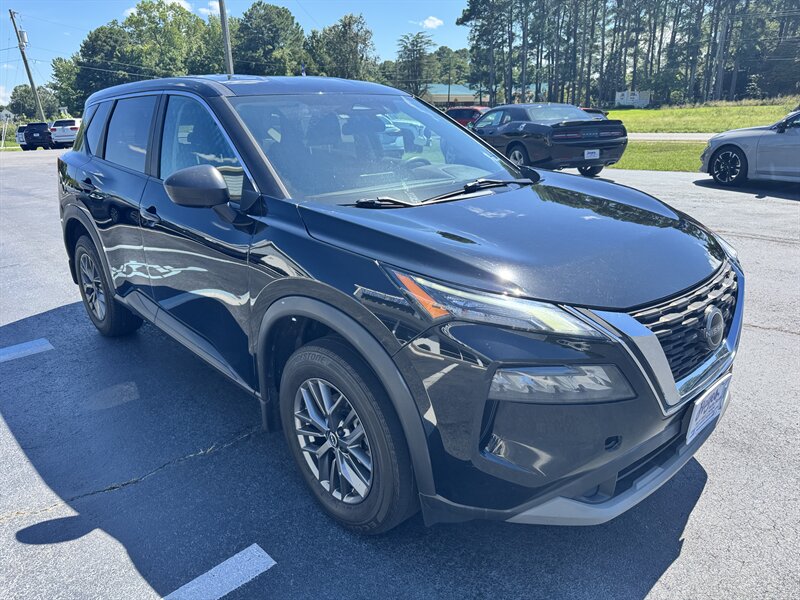 2023 Nissan Rogue S - Photo 7 - Hayes, VA 23072