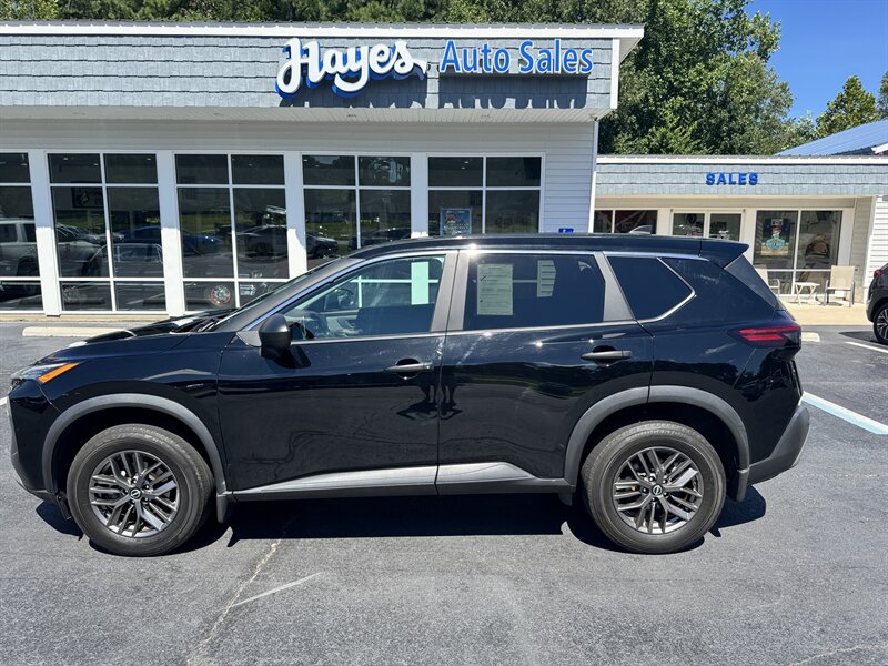 2023 Nissan Rogue S - Photo 2 - Hayes, VA 23072