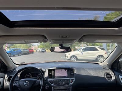 2018 Nissan Pathfinder SL   - Photo 11 - Hayes, VA 23072