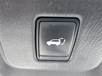 2018 Nissan Pathfinder SL   - Photo 17 - Hayes, VA 23072