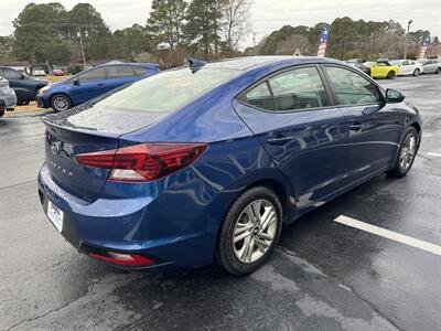 2019 Hyundai ELANTRA SEL   - Photo 5 - Hayes, VA 23072