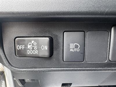 2022 Toyota Tacoma SR5 V6 4X4   - Photo 19 - Hayes, VA 23072