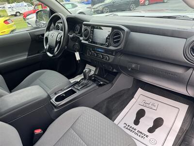 2022 Toyota Tacoma SR5 V6 4X4   - Photo 16 - Hayes, VA 23072