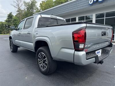 2022 Toyota Tacoma SR5 V6 4X4   - Photo 3 - Hayes, VA 23072