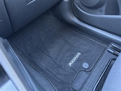 2022 Hyundai KONA SEL   - Photo 18 - Hayes, VA 23072