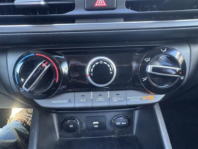 2022 Hyundai KONA SEL   - Photo 16 - Hayes, VA 23072