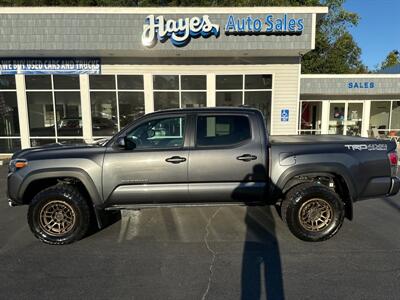 2021 Toyota Tacoma TRD Off-Road   - Photo 2 - Hayes, VA 23072