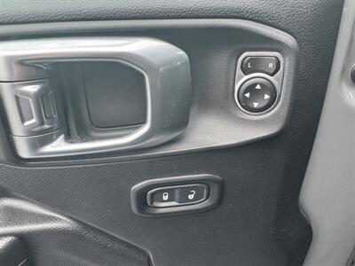 2022 Jeep Gladiator Willys - Photo 14 - Hayes, VA 23072