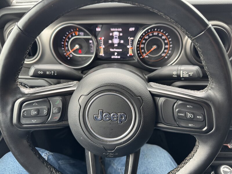 2022 Jeep Gladiator Willys - Photo 23 - Hayes, VA 23072