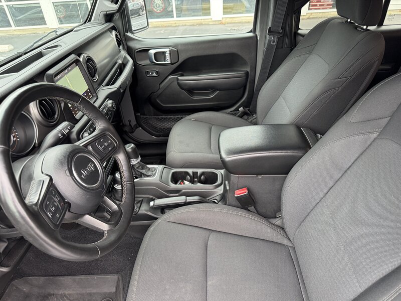 2022 Jeep Gladiator Willys - Photo 15 - Hayes, VA 23072