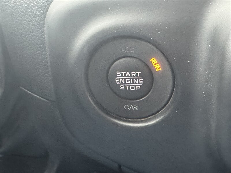 2022 Jeep Gladiator Willys - Photo 19 - Hayes, VA 23072