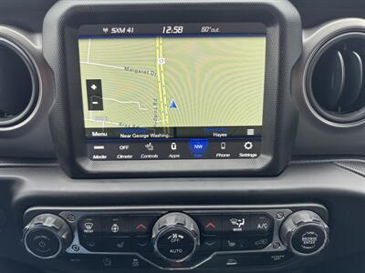 2022 Jeep Gladiator Willys - Photo 16 - Hayes, VA 23072