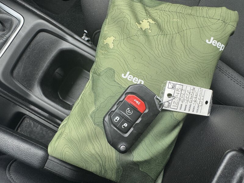 2022 Jeep Gladiator Willys - Photo 26 - Hayes, VA 23072