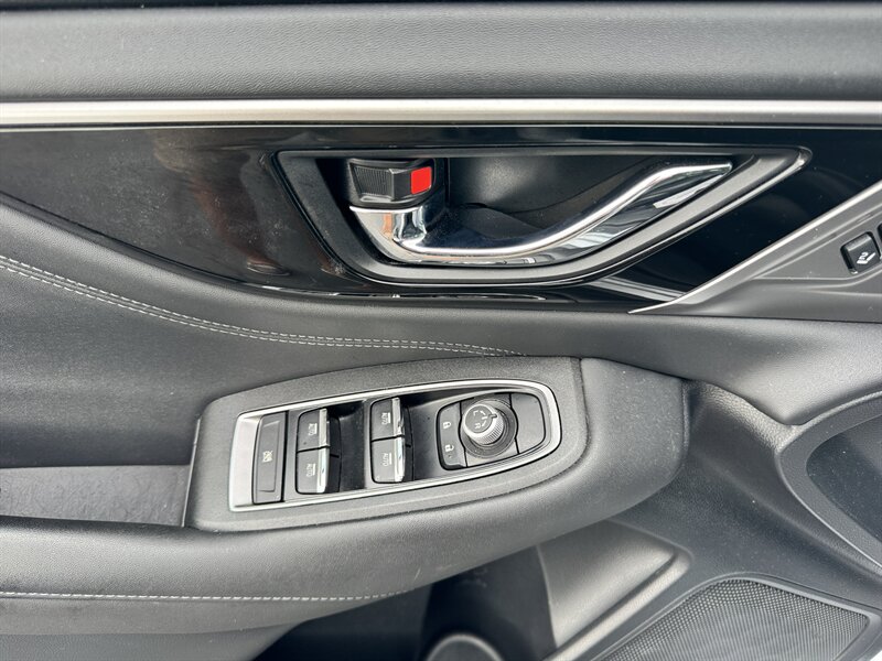 2022 Subaru Legacy Limited - Photo 13 - Hayes, VA 23072