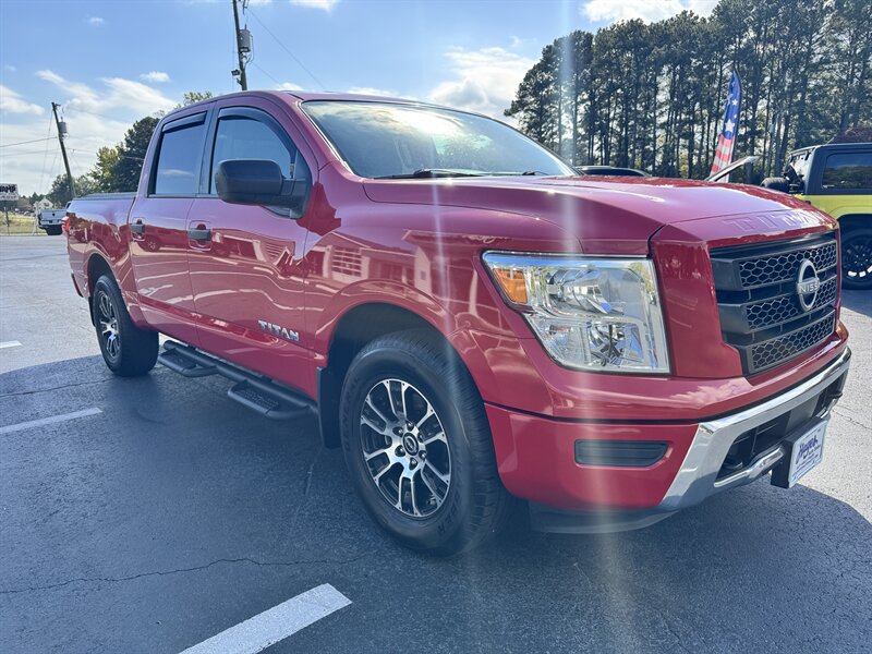 2023 Nissan Titan SV - Photo 7 - Hayes, VA 23072