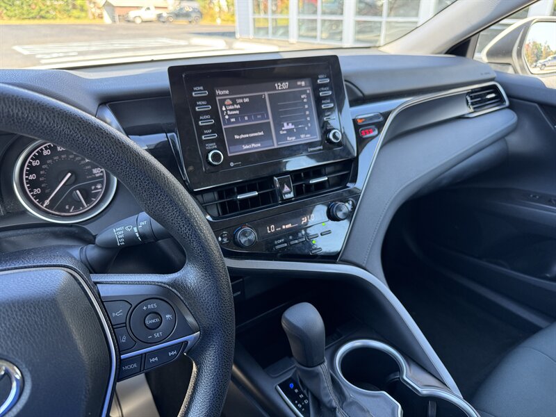 2024 Toyota Camry LE   - Photo 25 - Hayes, VA 23072