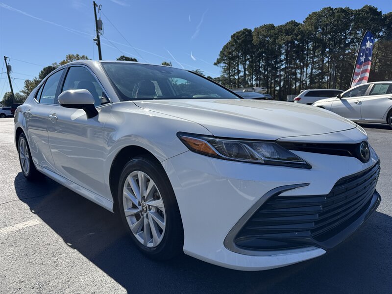 2024 Toyota Camry LE   - Photo 7 - Hayes, VA 23072