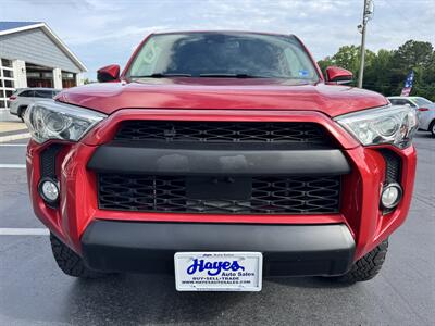 2020 Toyota 4Runner SR5   - Photo 8 - Hayes, VA 23072