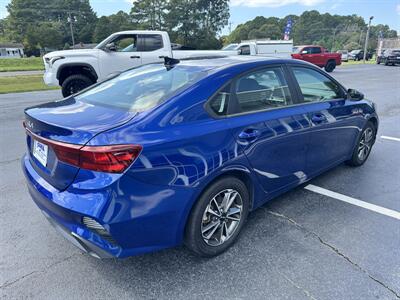 2023 Kia Forte LX - Photo 5 - Hayes, VA 23072