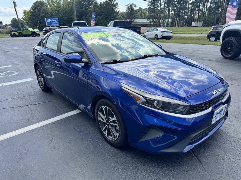 2023 Kia Forte LX - Photo 7 - Hayes, VA 23072