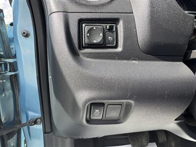 2014 Nissan Versa Note SV   - Photo 13 - Hayes, VA 23072