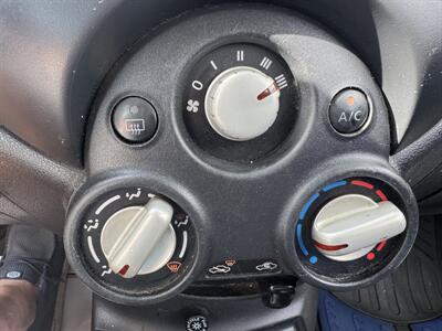 2014 Nissan Versa Note SV   - Photo 17 - Hayes, VA 23072