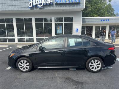 2022 Toyota Corolla LE   - Photo 2 - Hayes, VA 23072