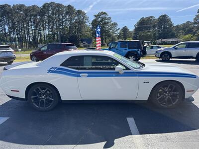 2023 Dodge Challenger R/T   - Photo 6 - Hayes, VA 23072