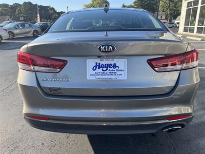 2018 Kia Optima LX   - Photo 4 - Hayes, VA 23072