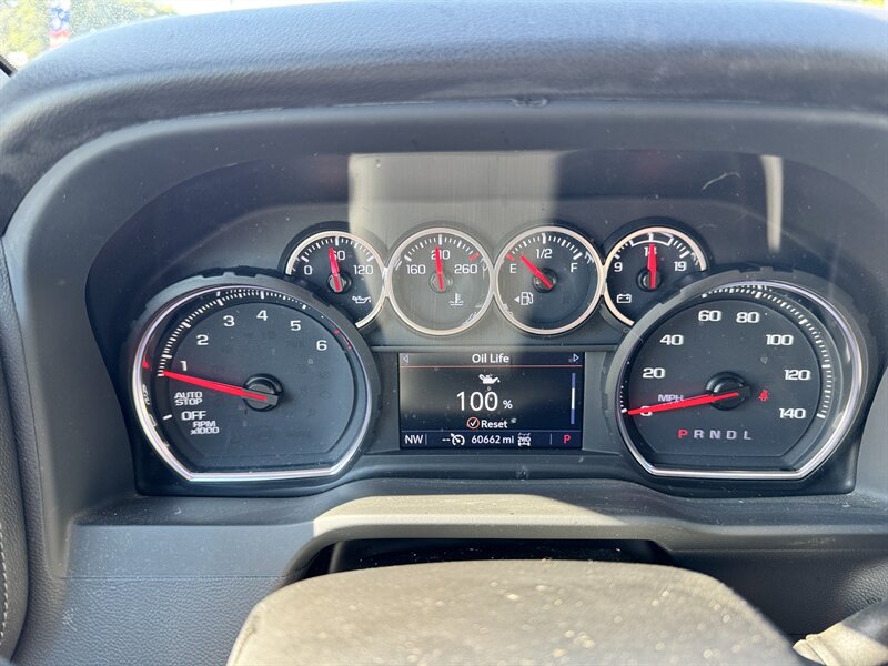 2021 Chevrolet Silverado 1500 LT 4X4 - Photo 16 - Hayes, VA 23072