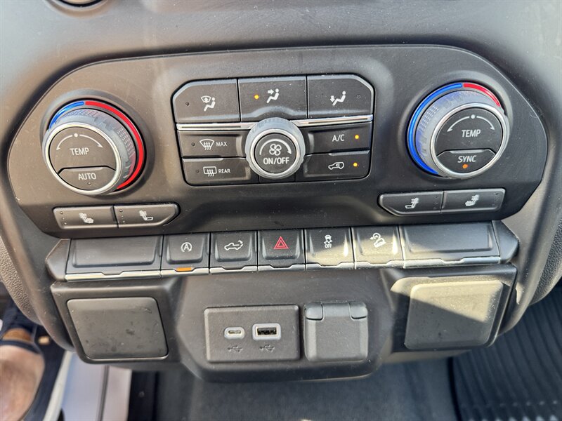 2021 Chevrolet Silverado 1500 LT 4X4 - Photo 18 - Hayes, VA 23072