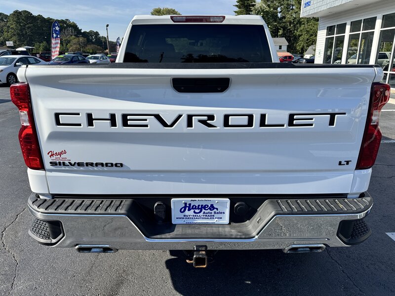2021 Chevrolet Silverado 1500 LT 4X4 - Photo 4 - Hayes, VA 23072
