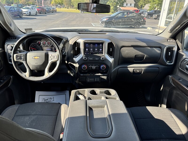 2021 Chevrolet Silverado 1500 LT 4X4 - Photo 15 - Hayes, VA 23072