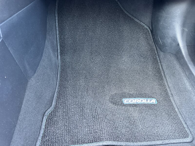 2014 Toyota Corolla LE - Photo 20 - Hayes, VA 23072