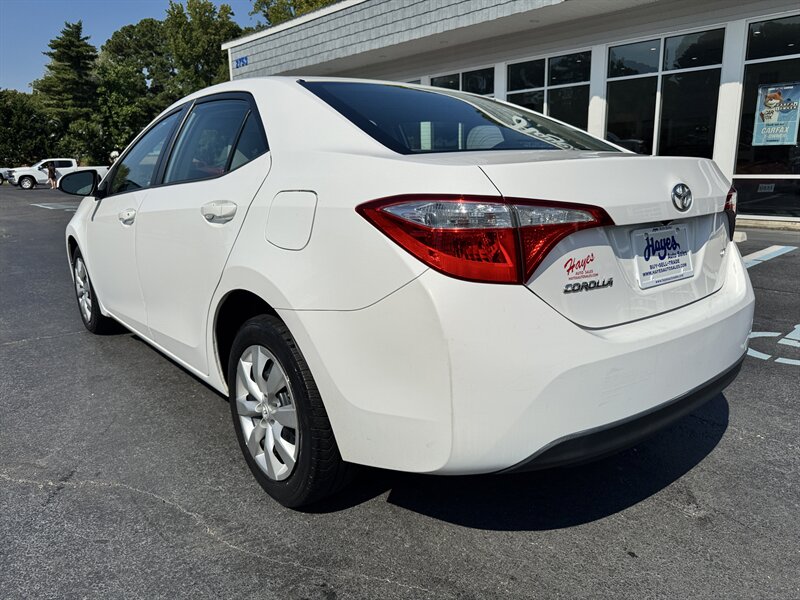 2014 Toyota Corolla LE - Photo 3 - Hayes, VA 23072