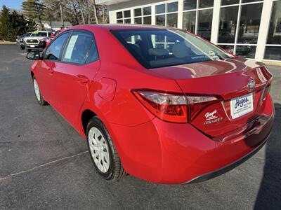 2019 Toyota Corolla LE   - Photo 3 - Hayes, VA 23072