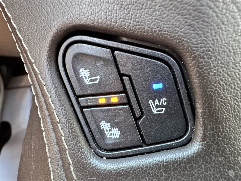 2015 Chevrolet Tahoe LTZ - Photo 30 - Hayes, VA 23072