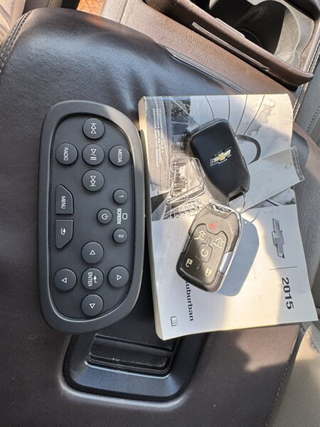 2015 Chevrolet Tahoe LTZ - Photo 33 - Hayes, VA 23072