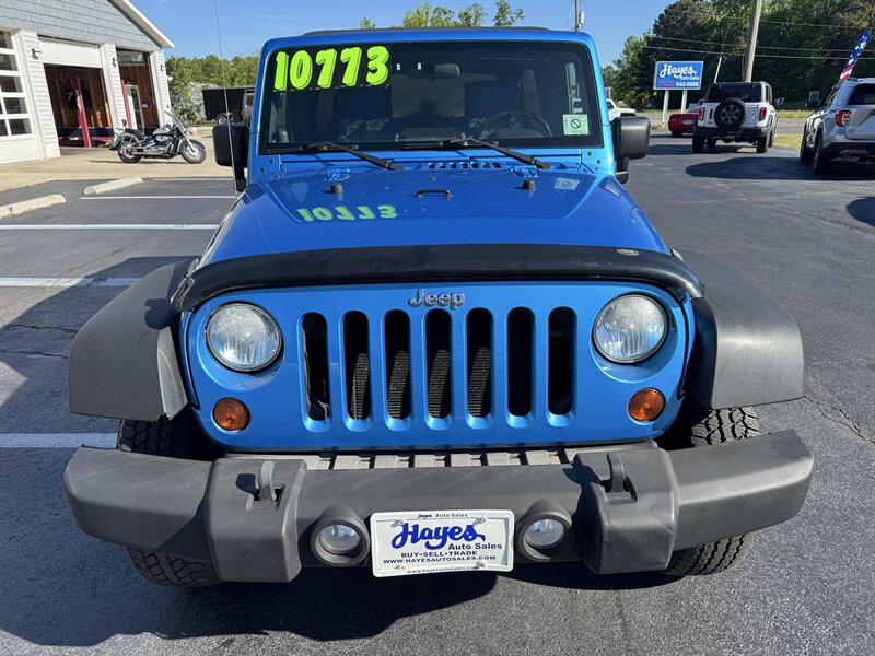 2010 Jeep Wrangler Rubicon - Photo 8 - Hayes, VA 23072