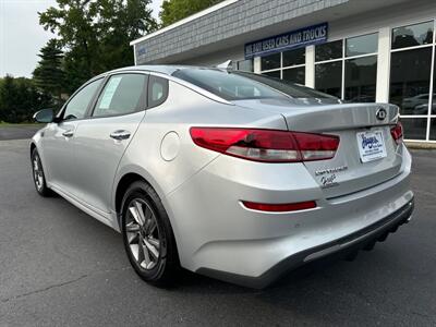 2020 Kia Optima LX   - Photo 3 - Hayes, VA 23072