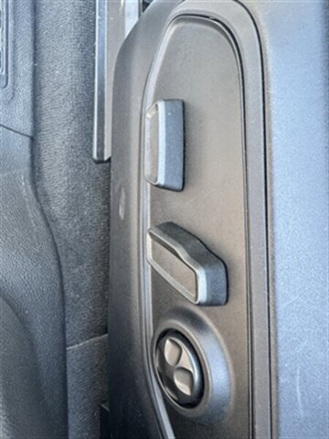 2023 Jeep Grand Cherokee Trailhawk 4xe - Photo 23 - Hayes, VA 23072