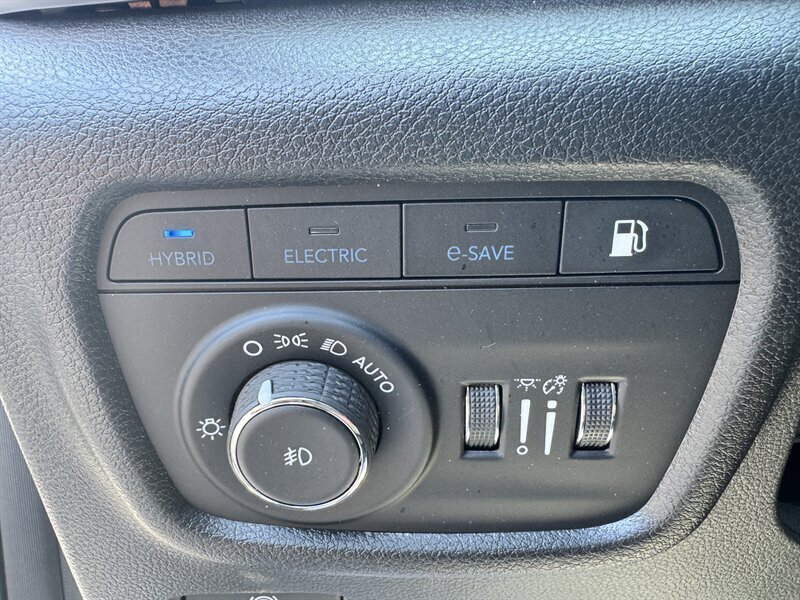 2023 Jeep Grand Cherokee Trailhawk 4xe - Photo 22 - Hayes, VA 23072