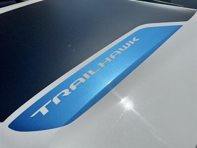 2023 Jeep Grand Cherokee Trailhawk 4xe   - Photo 9 - Hayes, VA 23072